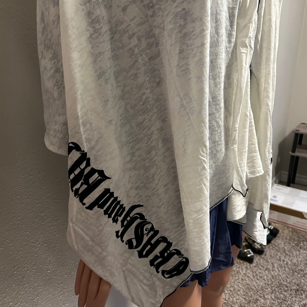 Crash and burn scarf with design brand new - Picture 6 of 6